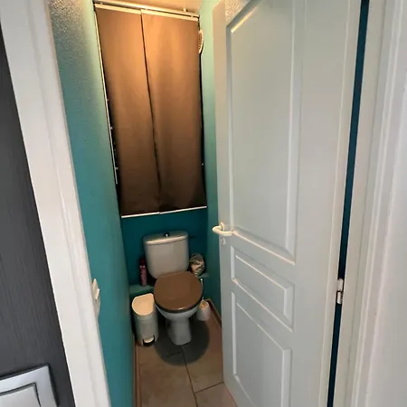 Superbe T2 Face Avec Piscine Apartament